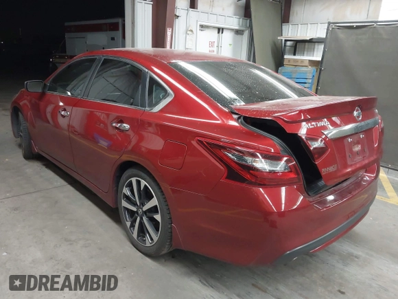 2018 Nissan Altima SR with VIN 1N4AL3AP4JC120138, listed as a IAAI auction lot 42111389 with 69,939 mi miles and . Bid and sale history available at carsss.com. Image 3.