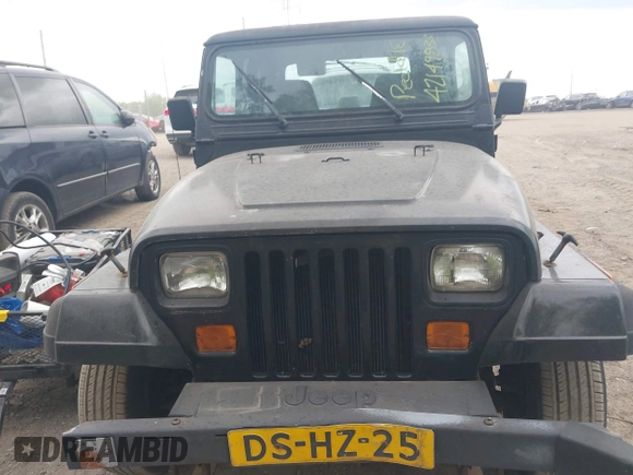 1995 Jeep Wrangler S with VIN 1J4FY19P4SP242027, listed as a IAAI auction lot 42149833 with 158,695 mi miles. Bid and sale history available at carsss.com. Image 6.