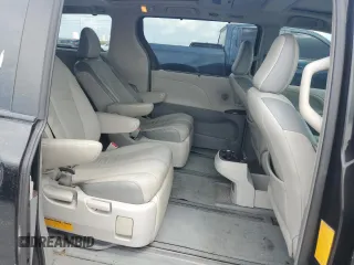 2012 Toyota Sienna XLE AAS с VIN 5TDYK3DC9CS242130, выставлен на аукционе Copart как лот 60423935 с пробегом 175 387 миль миль и Списание • Salvage title. История ставок и продаж доступна на DreamBid. Изображение 11.