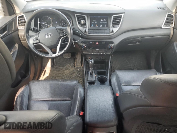 2018 Hyundai Tucson SEL z VIN KM8J3CA48JU777398, wystawiony jako Copart lot #56163165 z przebiegiem 418 812 mil mil oraz Szkoda całkowita • Salvage title. Historia ofert i sprzedaży dostępna na DreamBid. Obrazek 8.