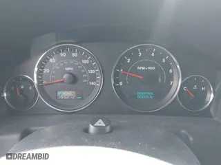 2007 Jeep Commander with VIN 1J8HG48N47C672716, listed as a IAAI auction lot 41875158 with NaN miles. Bid and sale history available at carsss.com. Image 7.