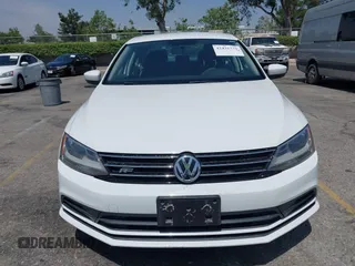 2015 Volkswagen Jetta SE with VIN 3VWD17AJ7FM356897, listed as a IAAI auction lot 42431731 with 121,184 mi miles and . Bid and sale history available at DreamBid. Image 12.