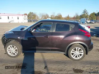 2014 Nissan Juke S with VIN JN8AF5MV3ET359780, listed as a IAAI auction lot 40832448 with 118,405 mi miles. Bid and sale history available at carsss.com. Image 14.