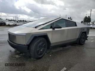 2024 Tesla Cybertruck with VIN 7G2CEHED8RA050212, listed as a Copart auction lot 47994405 with 11,949 mi miles and Salvage Title. Bid and sale history available at carsss.com. Image 1.