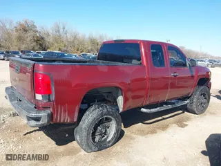 2007 Chevrolet Silverado 1500 Work Truck with VIN 1GCEC19C07Z513822, listed as a IAAI auction lot 41573741 with 175,191 mi miles. Bid and sale history available at carsss.com. Image 4.