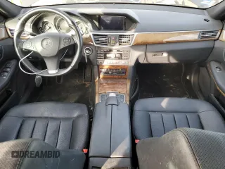 2010 Mercedes-Benz E-Class E 550 Luxury with VIN WDDHF9AB7AA257115, listed as a Copart auction lot 84528734 with 134,416 mi miles and Clean Title. Bid and sale history available at carsss.com. Image 8.