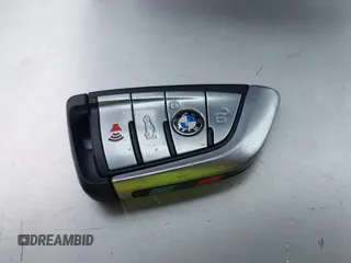 2018 BMW 5 Series 530i z VIN WBAJA5C54JG898565, wystawiony jako IAAI lot #41745230 z przebiegiem 123 776 mil mil oraz . Historia ofert i sprzedaży dostępna na DreamBid. Obrazek 11.
