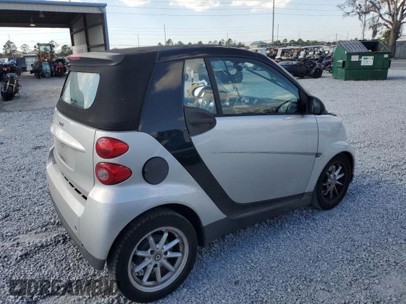 2009 Smart fortwo Passion z VIN WMEEK31X69K221523, wystawiony jako Copart lot #45155415 z przebiegiem 133 638 mil mil oraz Czysty tytuł • Clean title. Historia ofert i sprzedaży dostępna na DreamBid. Obrazek 3.