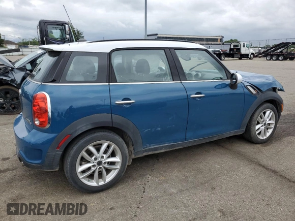 2012 MINI Countryman S with VIN WMWZC3C57CWL86423, listed as a Copart auction lot 57584195 with 102,184 mi miles and Salvage title. Bid and sale history available at DreamBid. Image 3.