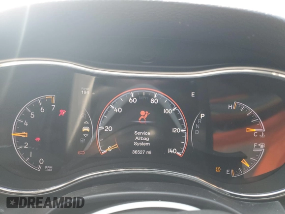 2019 Jeep Grand Cherokee Laredo E z VIN 1C4RJEAG7KC732365, wystawiony jako Copart lot #59813435 z przebiegiem 36 527 mil mil oraz Szkoda całkowita • Salvage title. Historia ofert i sprzedaży dostępna na DreamBid. Obrazek 9.