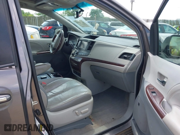 2011 Toyota Sienna XLE with VIN 5TDDK3DC2BS001541, listed as a IAAI auction lot 42731870 with 288,853 mi miles and . Bid and sale history available at DreamBid. Image 5.