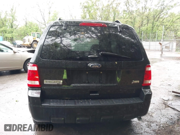 2011 Ford Escape XLT с VIN 1FMCU9DG1BKA73183, выставлен на аукционе IAAI как лот 42313916 с пробегом 96 296 миль миль и . История ставок и продаж доступна на DreamBid. Изображение 17.