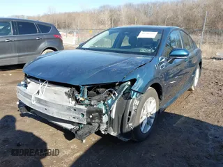 2025 Toyota Camry LE with VIN 4T1DAACK5SU068576, listed as a IAAI auction lot 41746222 with 3,674 mi miles and . Bid and sale history available at DreamBid. Image 2.