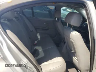 2009 BMW 3 Series 328i с VIN WBAPH77589NL83538, выставлен на аукционе Copart как лот 60836375 с пробегом 192 384 миль миль и Списание • Salvage title. История ставок и продаж доступна на DreamBid. Изображение 10.