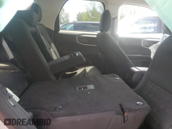 2024 Ford Bronco Sport Big Bend z VIN 3FMCR9B60RRE63953, wystawiony jako Copart lot #57494345 z przebiegiem Nie podano mil oraz Szkoda całkowita • Salvage title. Historia ofert i sprzedaży dostępna na DreamBid. Obrazek 11.