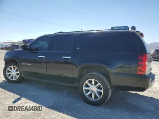 2007 Chevrolet Suburban LT with VIN 3GNFK16347G320334, listed as a Copart auction lot 69221524 with 269,547 mi miles and Salvage Title. Bid and sale history available at carsss.com. Image 2.