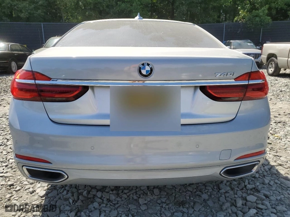 2016 BMW 7 Series 740i with VIN WBA7E2C56GG738760, listed as a Copart auction lot 59668504 with 81,484 mi miles and Salvage Title. Bid and sale history available at carsss.com. Image 6.
