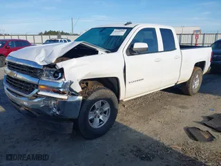 2016 Chevrolet Silverado 1500 LT with VIN 1GCRCREC3GZ201984, listed as a IAAI auction lot 41458298 with 95,327 mi miles. Bid and sale history available at carsss.com. Image 17.