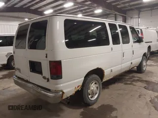 2007 Ford Econoline Passenger XL with VIN 1FBNE31LX7DA05134, listed as a IAAI auction lot 42038705 with 139,329 mi miles. Bid and sale history available at carsss.com. Image 4.
