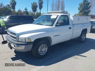 2000 Dodge Ram 2500 with VIN 3B7KC26Z4YM241862, listed as a IAAI auction lot 41862536 with 77,280 mi miles. Bid and sale history available at carsss.com. Image 2.