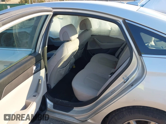 2016 Hyundai Sonata SE with VIN 5NPE24AF4GH352926, listed as a IAAI auction lot 41689726 with 176,187 mi miles and . Bid and sale history available at DreamBid. Image 8.