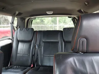 2007 Lincoln Navigator z VIN 5LMFL27567LJ14424, wystawiony jako IAAI lot #42202680 z przebiegiem 266 419 mil mil oraz . Historia ofert i sprzedaży dostępna na DreamBid. Obrazek 14.