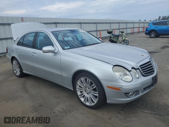 2007 Mercedes-Benz E 350 z VIN WDBUF87X07B122405, wystawiony jako Copart lot #54492405 z przebiegiem 114 627 mil mil oraz Szkoda całkowita • Salvage title. Historia ofert i sprzedaży dostępna na DreamBid. Obrazek 4.