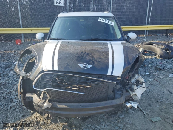 2014 MINI Cooper Countryman S with VIN WMWZC3C51EWP25860, listed as a Copart auction lot 47460235 with 128,314 mi miles and Salvage Title. Bid and sale history available at carsss.com. Image 5.