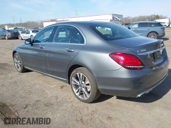 2021 Mercedes-Benz C 300 z VIN W1KWF8EB8MR630955, wystawiony jako IAAI lot #41764582 z przebiegiem 52 702 mil mil oraz . Historia ofert i sprzedaży dostępna na DreamBid. Obrazek 3.