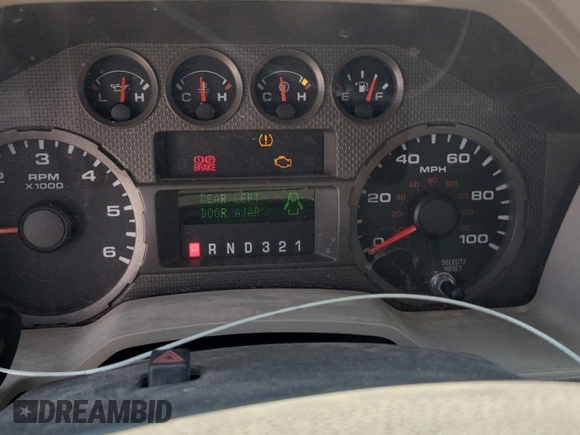 2008 Ford F-250 XL z VIN 1FTSW20538EE05153, wystawiony jako IAAI lot #42554757 z przebiegiem 162 318 mil mil oraz . Historia ofert i sprzedaży dostępna na DreamBid. Obrazek 7.