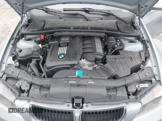 2007 BMW 3 Series 328i with VIN WBAVC53577FZ81305, listed as a IAAI auction lot 42575262 with 76,398 mi miles and . Bid and sale history available at DreamBid. Image 10.