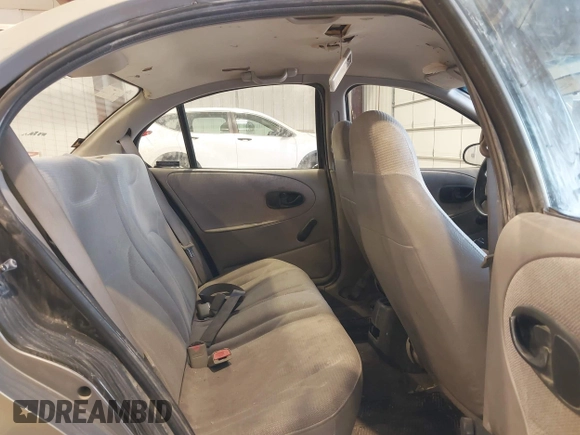 1999 Saturn SL z VIN 1G8ZF5287XZ157353, wystawiony jako IAAI lot #42310900 z przebiegiem 372 049 mil mil oraz . Historia ofert i sprzedaży dostępna na DreamBid. Obrazek 8.
