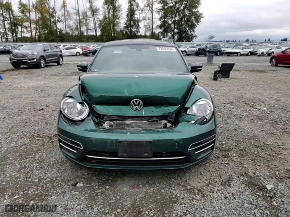 2018 Volkswagen Beetle SE with VIN 3VWJD7AT6JM711272, listed as a Copart auction lot 72000634 with 45,178 mi miles and Salvage Title. Bid and sale history available at carsss.com. Image 10.