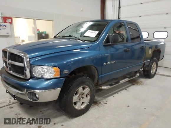 2005 Dodge 1500 SLT with VIN 1D7HU18D45S300274, listed as a IAAI auction lot 42138772 with 204,355 mi miles. Bid and sale history available at carsss.com. Image 2.