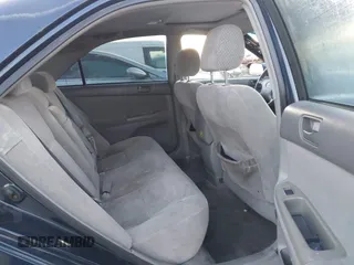 2004 Toyota Camry LE with VIN 4T1BE32K54U260916, listed as a IAAI auction lot 42052542 with 260,721 mi miles and . Bid and sale history available at carsss.com. Image 8.