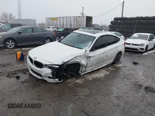 2017 BMW 3 Series z VIN WBA8Y3C32HG451028, wystawiony jako IAAI lot #41552648 z przebiegiem Nie podano mil oraz . Historia ofert i sprzedaży dostępna na DreamBid. Obrazek 17.