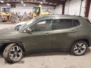 2020 Jeep Compass Limited with VIN 3C4NJDCB0LT127121, listed as a IAAI auction lot 41891605 with 110,373 mi miles. Bid and sale history available at carsss.com. Image 14.