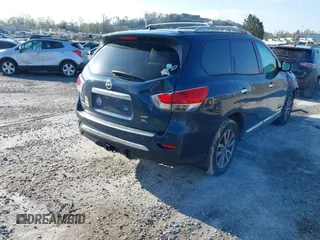 2014 Nissan Pathfinder SL z VIN 5N1AR2MM1EC656163, wystawiony jako IAAI lot #41971992 z przebiegiem 184 777 mil mil oraz . Historia ofert i sprzedaży dostępna na DreamBid. Obrazek 4.