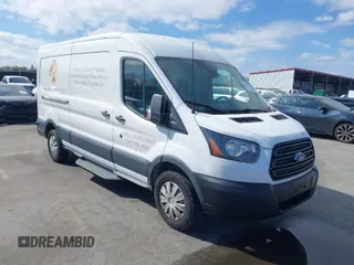 2018 Ford Transit with VIN 1FTYE2CM0JKA12055, listed as a IAAI auction lot 41804236 with 118,953 mi miles. Bid and sale history available at carsss.com. Image 1.