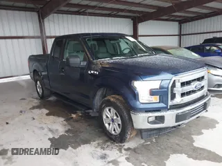 2017 Ford F-150 XL with VIN 1FTEX1E8XHFC86258, listed as a IAAI auction lot 41507147 with 225,029 mi miles. Bid and sale history available at carsss.com. Image 1.