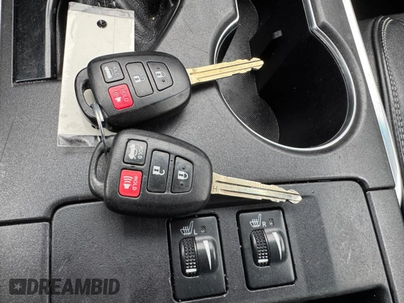 2015 Toyota Camry XLE с VIN 4T4BF1FK7FR449314, выставлен на аукционе Copart как лот 58626795 с пробегом 214 951 миль миль и Чистый • Clean title. История ставок и продаж доступна на DreamBid. Изображение 11.