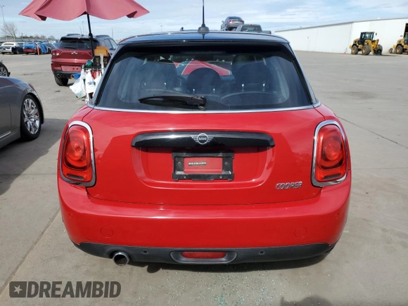 2019 MINI Hardtop 4 Door Cooper z VIN WMWXU1C54K2J02292, wystawiony jako Copart lot #47837175 z przebiegiem 88 710 mil mil oraz Szkoda całkowita • Salvage title. Historia ofert i sprzedaży dostępna na DreamBid. Obrazek 6.