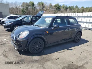 2017 MINI Hardtop Cooper with VIN WMWXP5C3XH2D16714, listed as a Copart auction lot 53874015 with 130,854 mi miles and Salvage title. Bid and sale history available at DreamBid. Image 1.