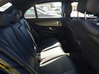 2021 Mercedes-Benz E 350 with VIN W1KZF8EB0MA947219, listed as a IAAI auction lot 40617447 with 59,873 mi miles and . Bid and sale history available at DreamBid. Image 8.