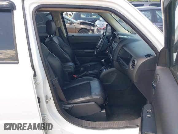 2016 Jeep Patriot Sport with VIN 1C4NJRBB8GD731252, listed as a IAAI auction lot 42321786 with 111,788 mi miles and . Bid and sale history available at DreamBid. Image 5.