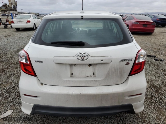 2009 Toyota Matrix S with VIN 2T1KE40E39C016435, listed as a Copart auction lot 46533975 with 181,291 mi miles and Salvage Title. Bid and sale history available at carsss.com. Image 6.