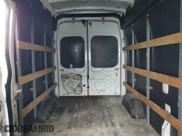 2017 Ford Transit z VIN 1FTYR2XM0HKA03493, wystawiony jako Copart lot #70397104 z przebiegiem 133 839 mil mil oraz Szkoda całkowita • Salvage title. Historia ofert i sprzedaży dostępna na DreamBid. Obrazek 10.