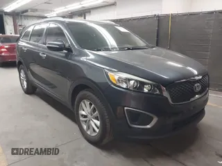 2018 Kia Sorento LX with VIN 5XYPG4A58JG363749, listed as a IAAI auction lot 42109662 with 109,667 mi miles and . Bid and sale history available at DreamBid. Image 1.