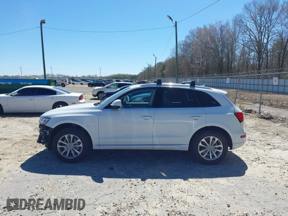 2015 Audi Q5 Premium Plus with VIN WA1LFAFP5FA121481, listed as a IAAI auction lot 41823011 with 69,380 mi miles. Bid and sale history available at carsss.com. Image 15.