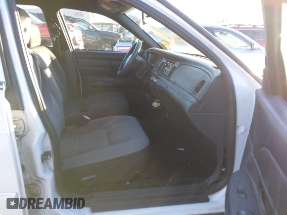 2009 Ford Police Interceptor with VIN 2FAHP71V29X109176, listed as a IAAI auction lot 41212513 with 286,233 mi miles and . Bid and sale history available at DreamBid. Image 5.